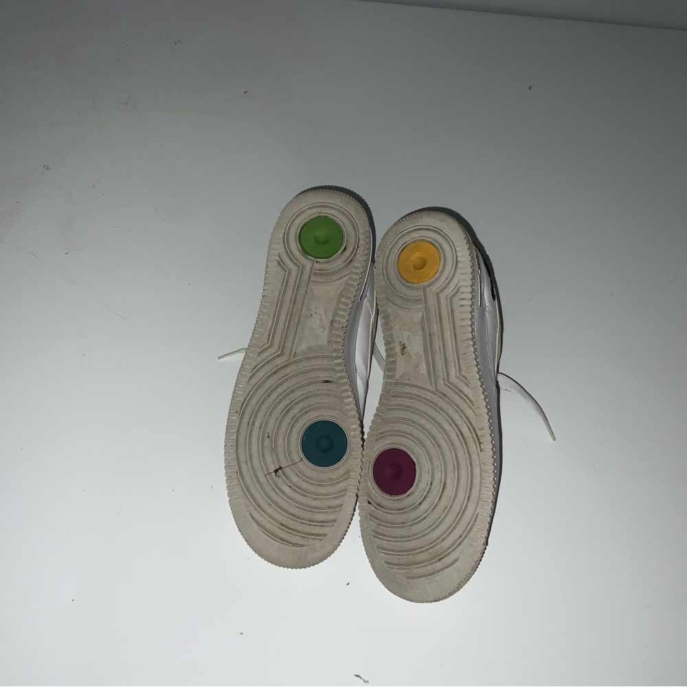 Nike White and Black Athletic Shoes - Picture 4 of 5